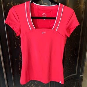 Nike Dri-Fit tennis top size Small